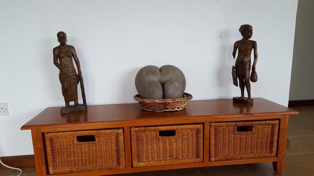 Villa Kayola - Self Catering Pointe La Rue Buitenkant foto