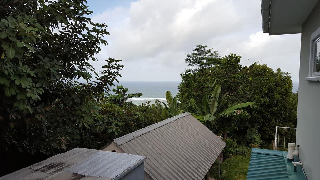 Villa Kayola - Self Catering Pointe La Rue Buitenkant foto