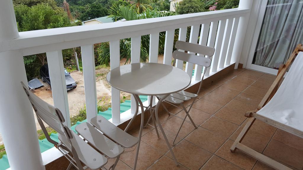 Villa Kayola - Self Catering Pointe La Rue Buitenkant foto
