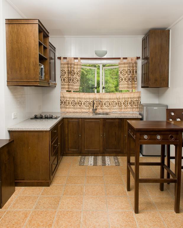 Villa Kayola - Self Catering Pointe La Rue Buitenkant foto